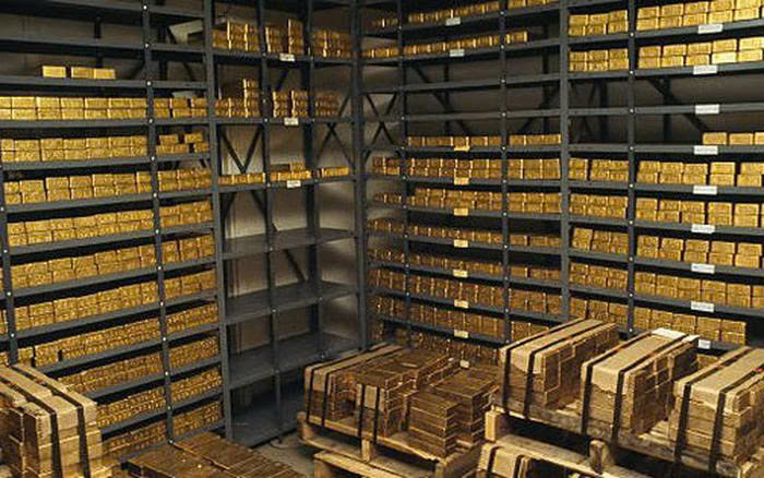 Central Bank Gold Buying là gì? Ngân hàng trung ương mua vàng ảnh hưởng giá thế nào?